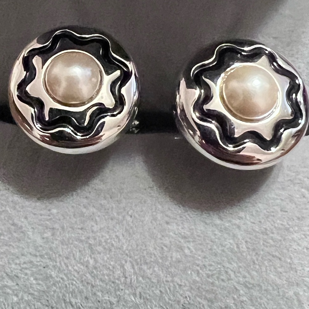 Burberry Silver and Pearl Cuff Links